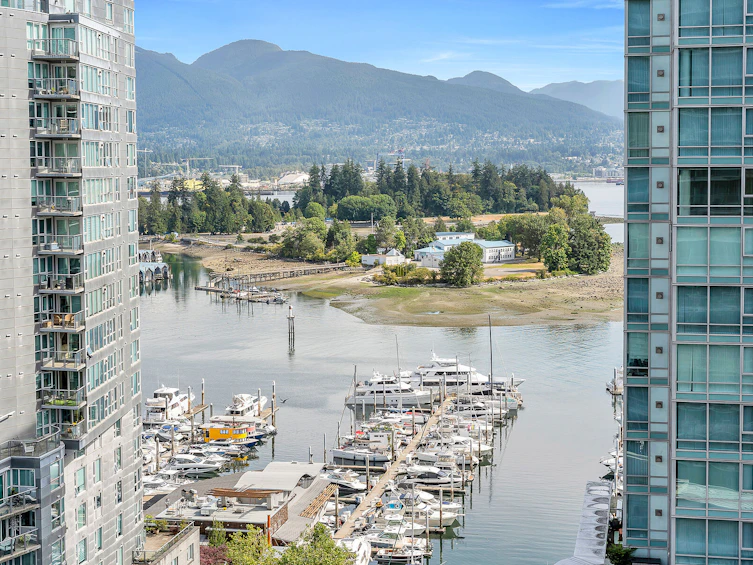 1601-1499 W Pender Street, Vancouver, BC, V6G 0A7 - 30