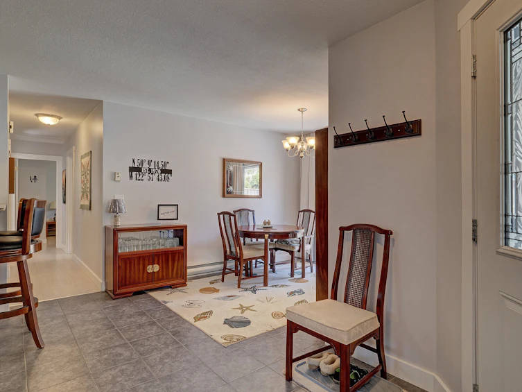6557 Bjorn Place, Sechelt, BC, V7Z 0T4 - 15