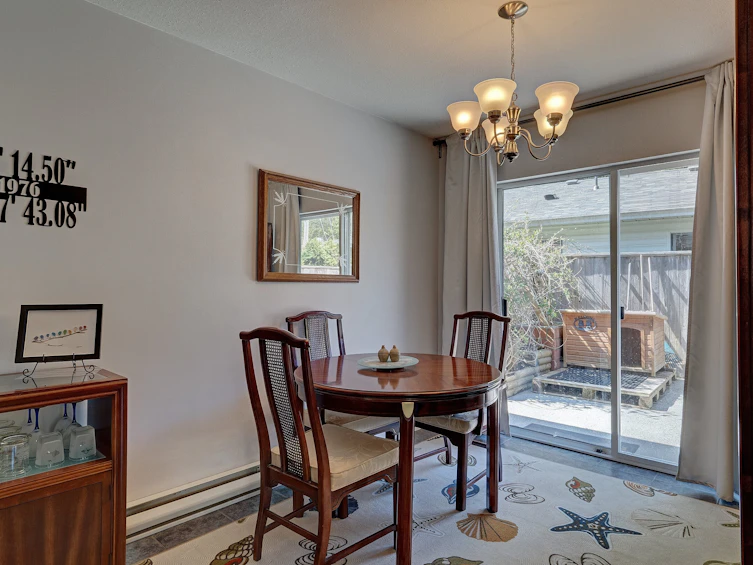 6557 Bjorn Place, Sechelt, BC, V7Z 0T4 - 16