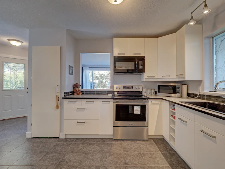 6557 Bjorn Place, Sechelt, BC, V7Z 0T4 - 25