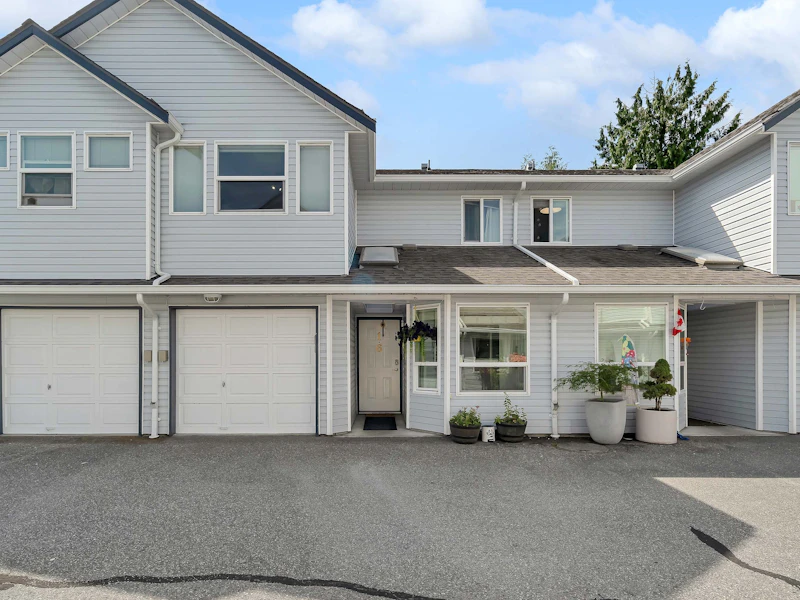 16 - 20630 118th Avenue, Maple Ridge BC V2X 0S1