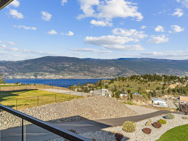 17511 Sanborn Street, Summerland, BC, V0H 1Z3 - 24