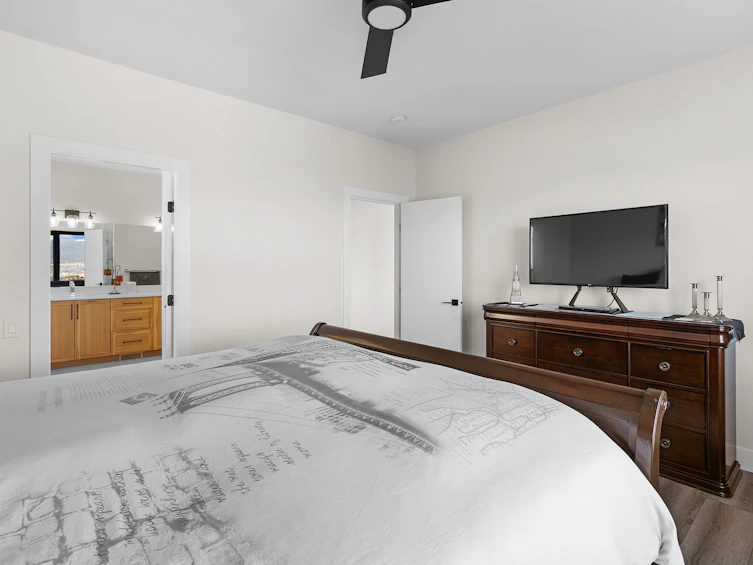17511 Sanborn Street, Summerland, BC, V0H 1Z3 - 31