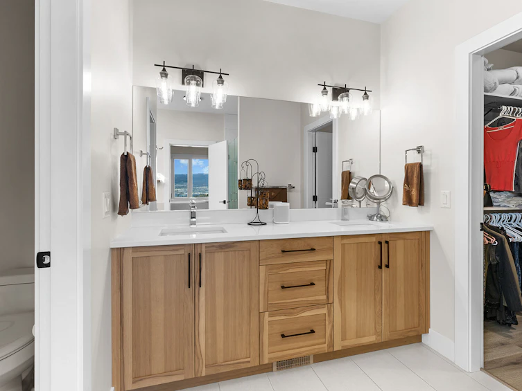 17511 Sanborn Street, Summerland, BC, V0H 1Z3 - 33