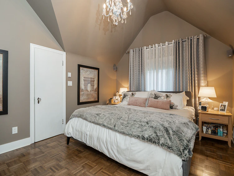 3821 W Broadway, Vancouver, BC, V6R 2C2 - 18