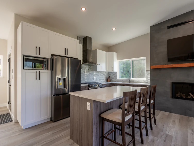 6159 S Gale Avenue, Sechelt, BC, V7Z 0L5 - 11