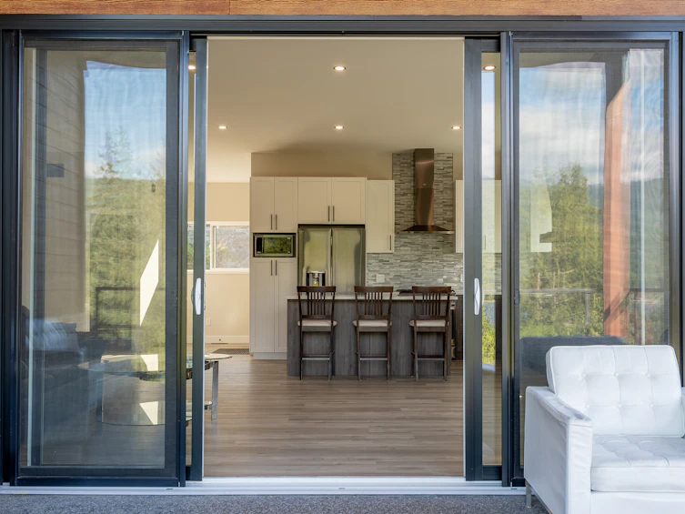 6159 S Gale Avenue, Sechelt, BC, V7Z 0L5 - 8