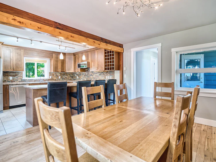 4631 Whitaker Road, Sechelt, BC, V7Z 0E4 - 10
