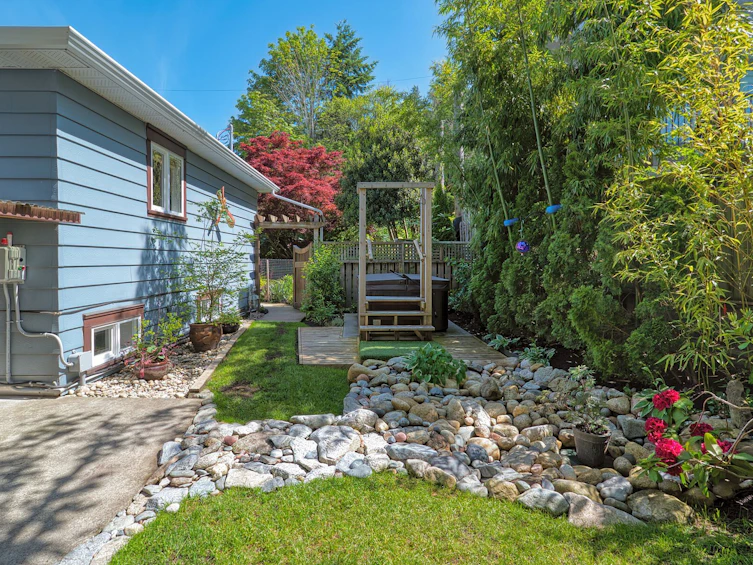 4631 Whitaker Road, Sechelt, BC, V7Z 0E4 - 3