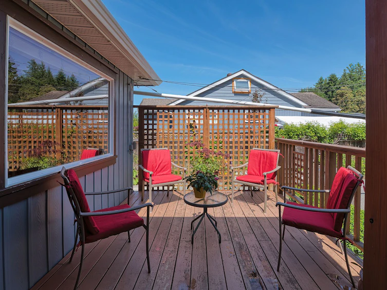 4631 Whitaker Road, Sechelt, BC, V7Z 0E4 - 5
