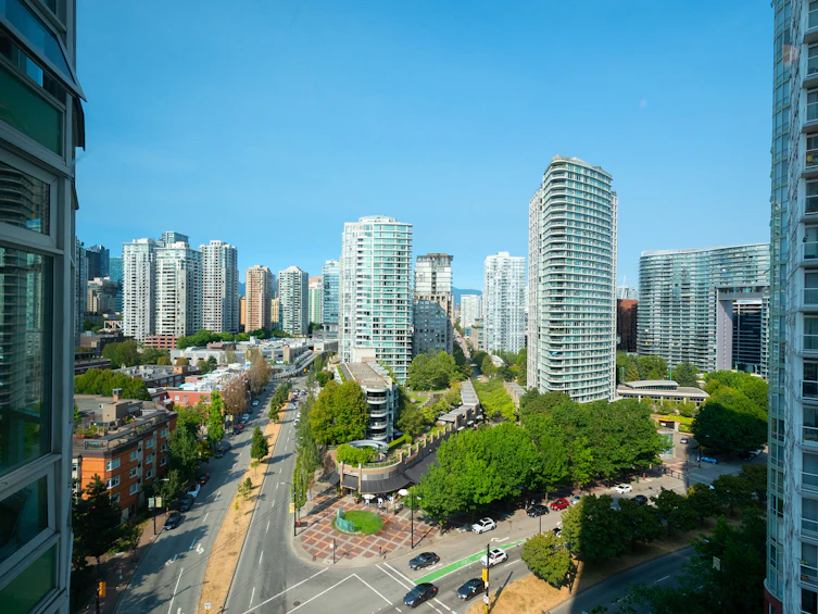 1703-198 Aquarius Mews, Vancouver, BC, V6Z 2Y4 - 12