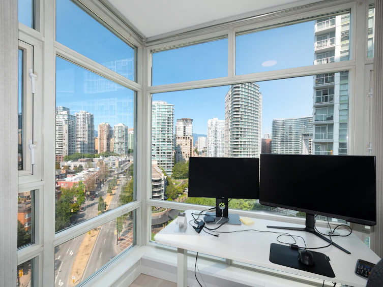 1703-198 Aquarius Mews, Vancouver, BC, V6Z 2Y4 - 30