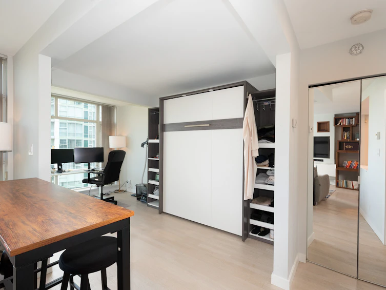 1703-198 Aquarius Mews, Vancouver, BC, V6Z 2Y4 - 23