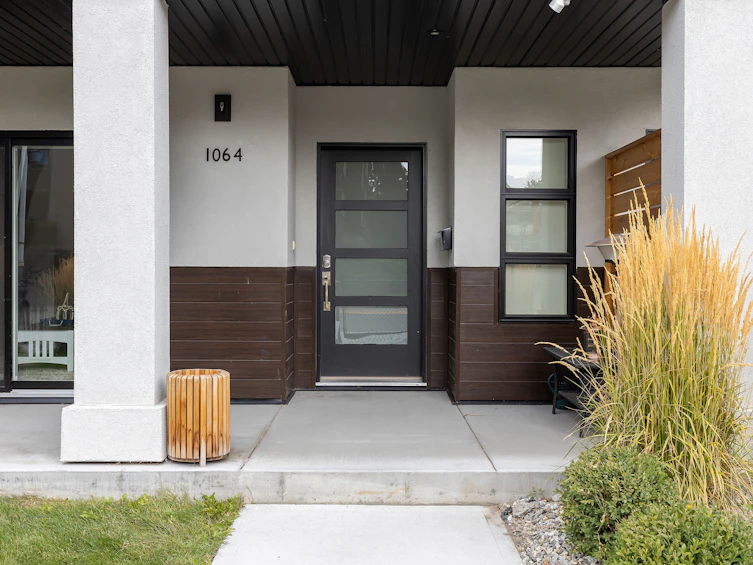 1064 Lawson Avenue, Kelowna, BC, V1Y 6T4 - 30
