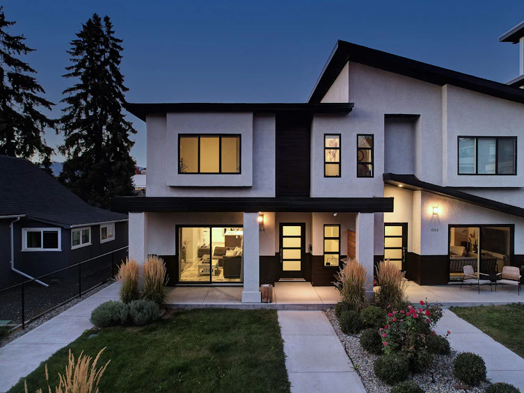 1064 Lawson Avenue, Kelowna, BC, V1Y 6T4 - 2