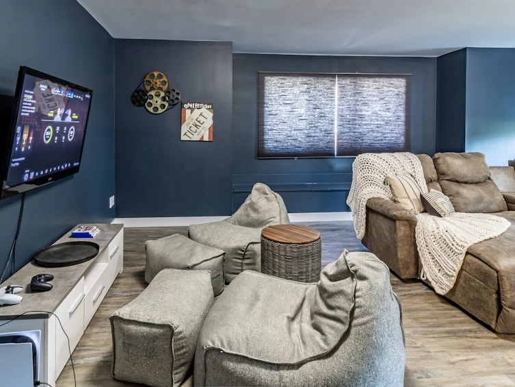 1671 Lindsay Drive, Kelowna, BC, V1V 2P7 - 27