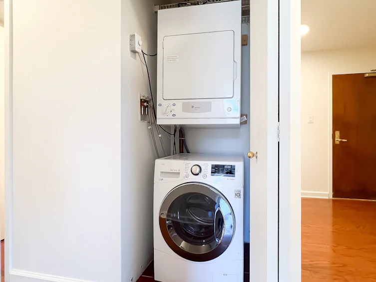 101-1450 Pennyfarthing Drive, Vancouver, BC, V6J 4X8 - 20