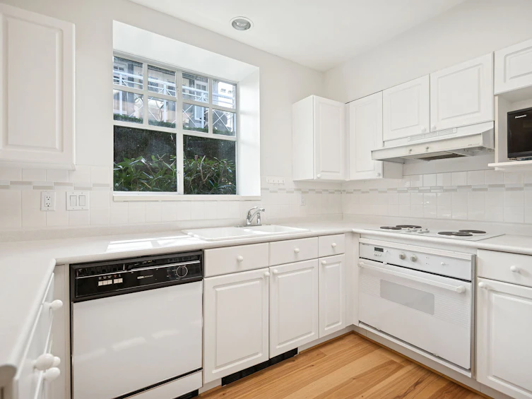 5880 Hampton 43 Place, Vancouver, BC, V6T 2E9 - 11