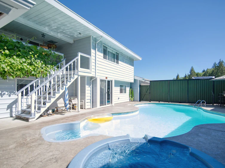6135 Fairway Avenue, Sechelt, BC, V7Z 0L6 - 3