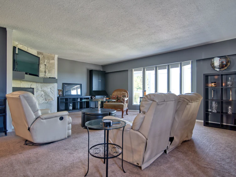 6135 Fairway Avenue, Sechelt, BC, V7Z 0L6 - 17