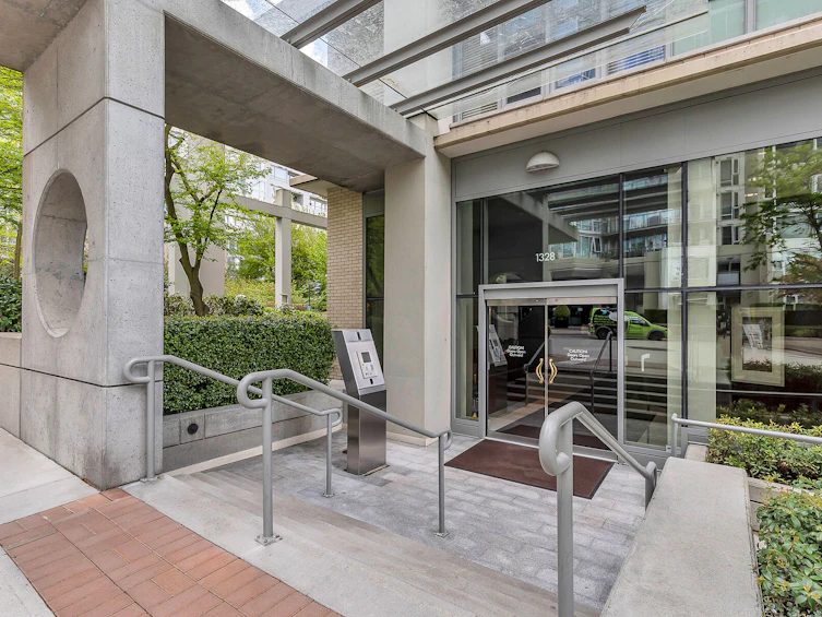 801-1328 Marinaside Crescent, Vancouver, BC, V6Z 3B3 - 34