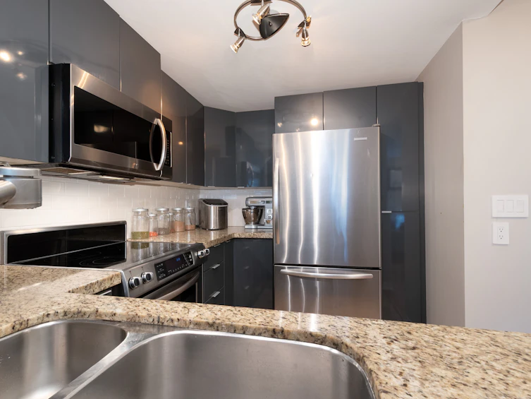 1015 Lynn Valley 6 Road, North Vancouver, BC, V7J 1Z6 - 14