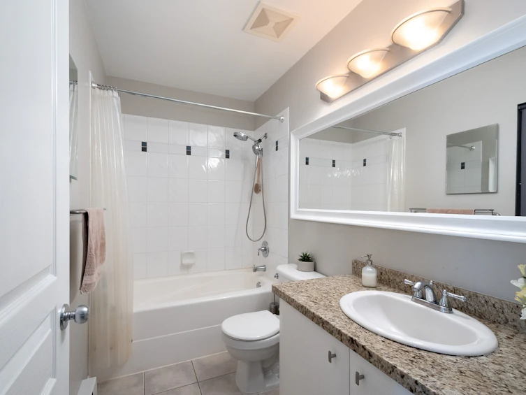 1015 Lynn Valley 6 Road, North Vancouver, BC, V7J 1Z6 - 26