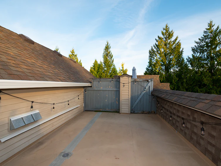 1015 Lynn Valley 6 Road, North Vancouver, BC, V7J 1Z6 - 30