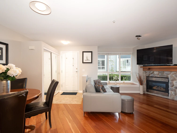 1015 Lynn Valley 6 Road, North Vancouver, BC, V7J 1Z6 - 2