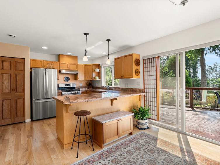 1372 Gower Point Road, Gibsons, BC, V0N 1V3 - 10