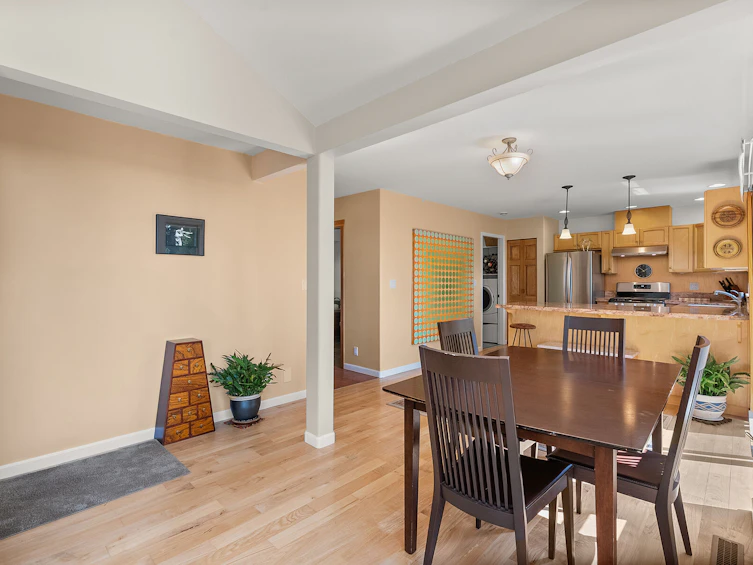 1372 Gower Point Road, Gibsons, BC, V0N 1V3 - 7