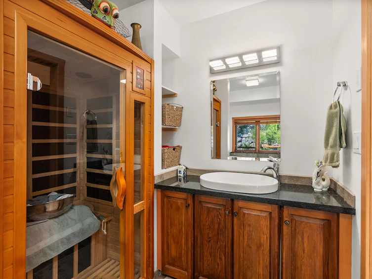 1372 Gower Point Road, Gibsons, BC, V0N 1V3 - 23