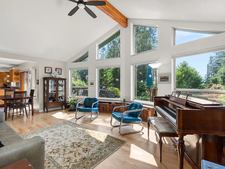 1372 Gower Point Road, Gibsons, BC, V0N 1V3 - 2