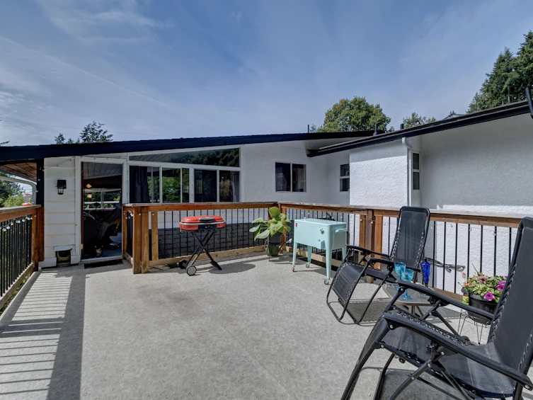 5218 Radcliffe Road, Sechelt, BC, V7Z 0C1 - 20