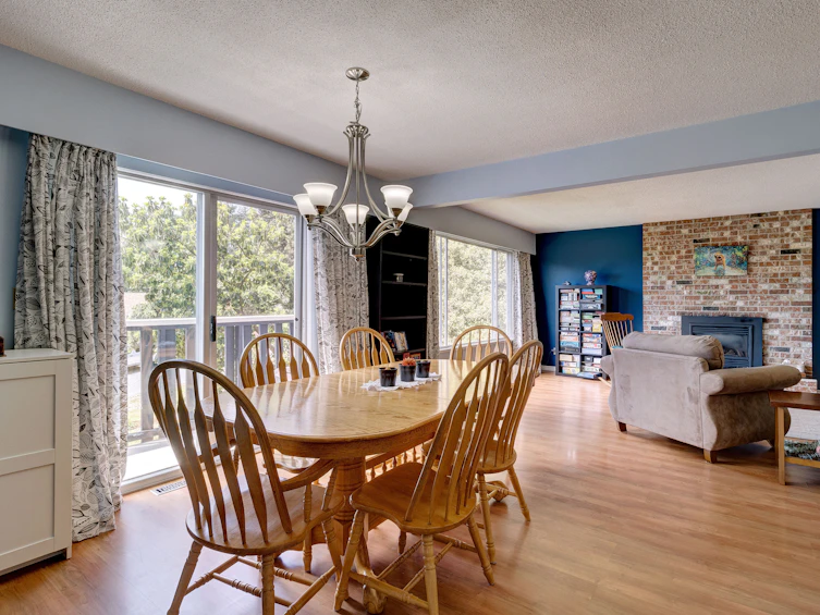 5218 Radcliffe Road, Sechelt, BC, V7Z 0C1 - 11