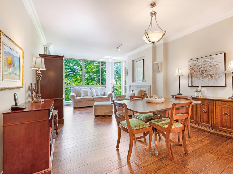 302-160 W Keith Road, North Vancouver, BC, V7M 3M2 - 3