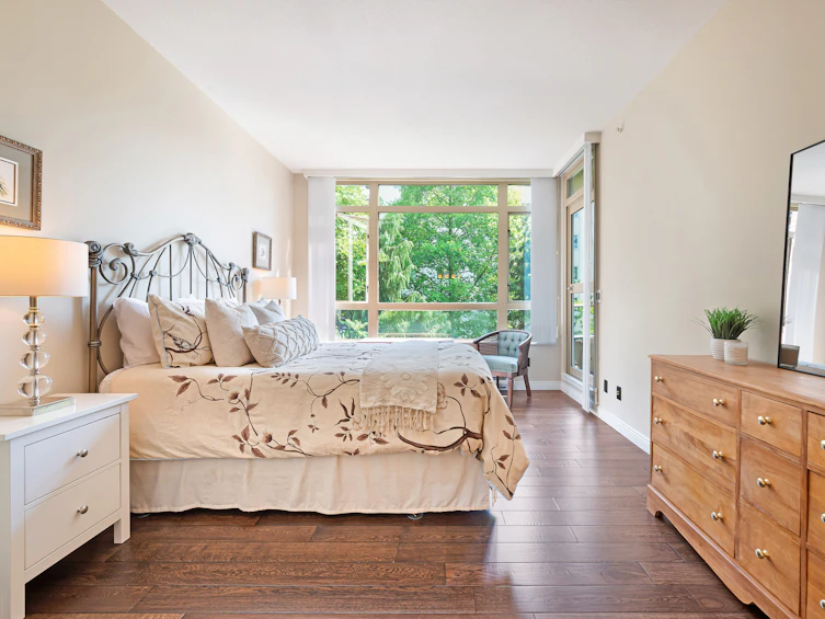 302-160 W Keith Road, North Vancouver, BC, V7M 3M2 - 11