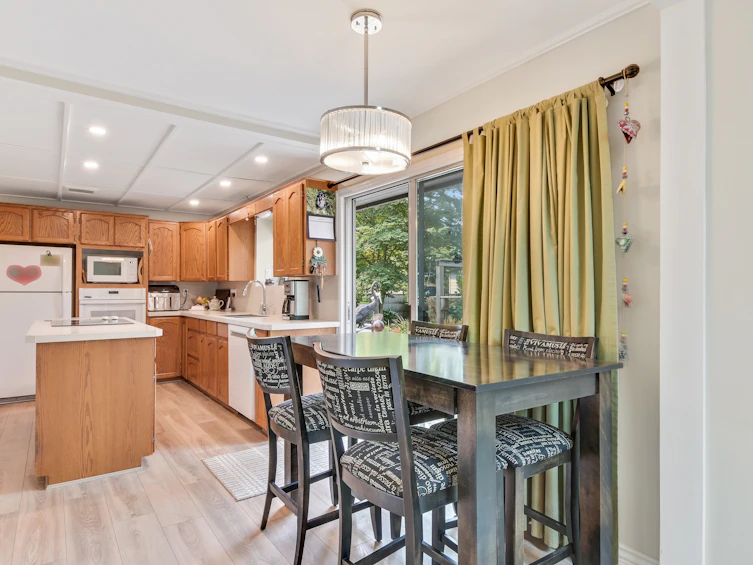 19927 37 Avenue, Langley, BC, V3A 2S4 - 7