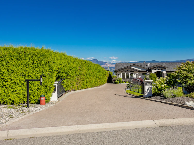2523 Hillsborough Road, West Kelowna, BC, V1Z 3E8 - 33