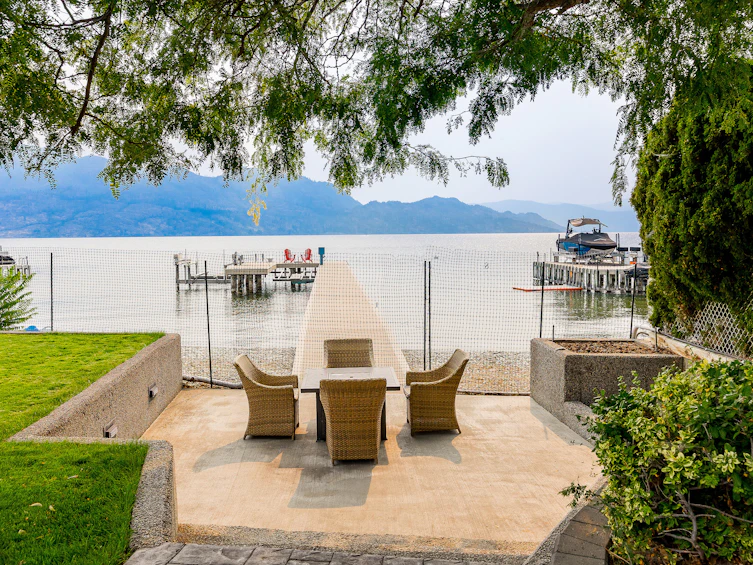2577 Whitworth Road, West Kelowna, BC, V4T 2K5 - 11