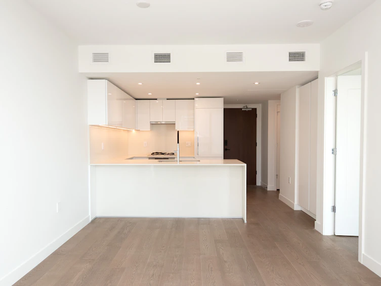 804-135 E 13th Street, North Vancouver, BC, V7L 0J8 - 13