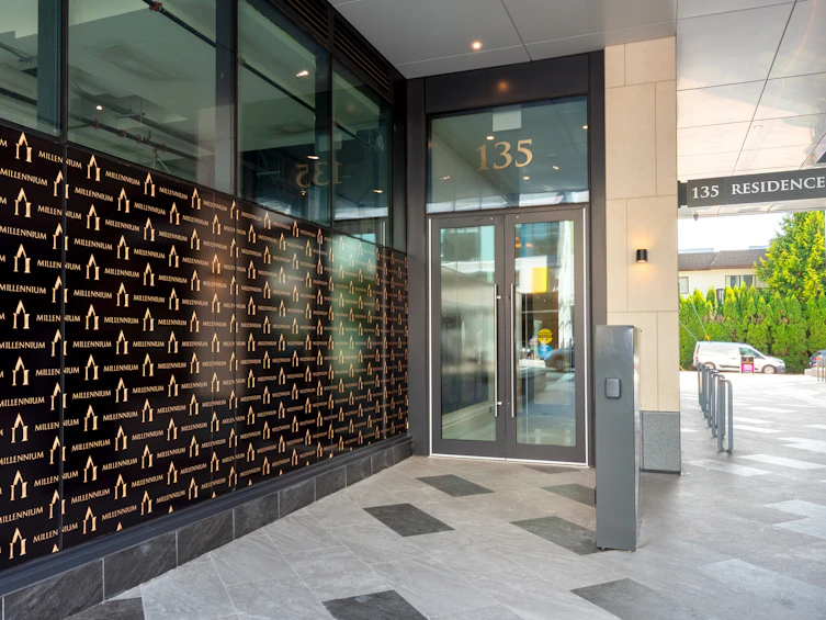 804-135 E 13th Street, North Vancouver, BC, V7L 0J8 - 3