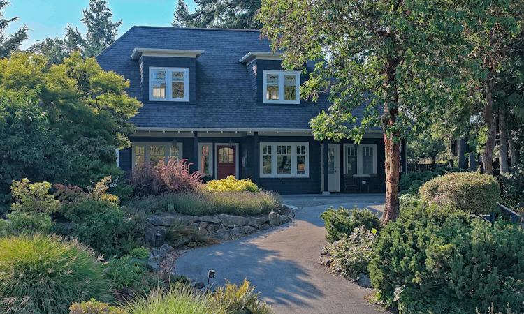 106 Village Terrace