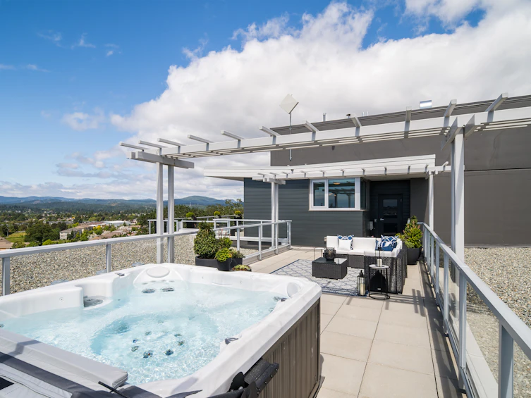 PH902-4009 Rainbow Hill Lane, Saanich, BC, V8X 0B3 - 49