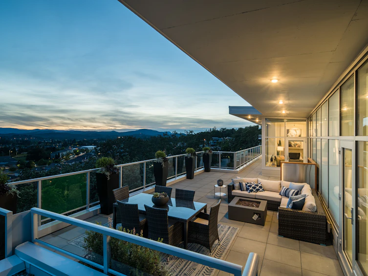 PH902-4009 Rainbow Hill Lane, Saanich, BC, V8X 0B3 - 8