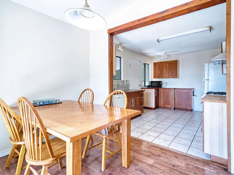 5713 Salmon Drive, Sechelt, BC, V0N 3A0 - 7