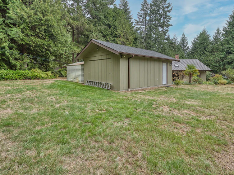 8096 Wildwood Road, Halfmoon Bay, BC, V7Z 1A8 - 23