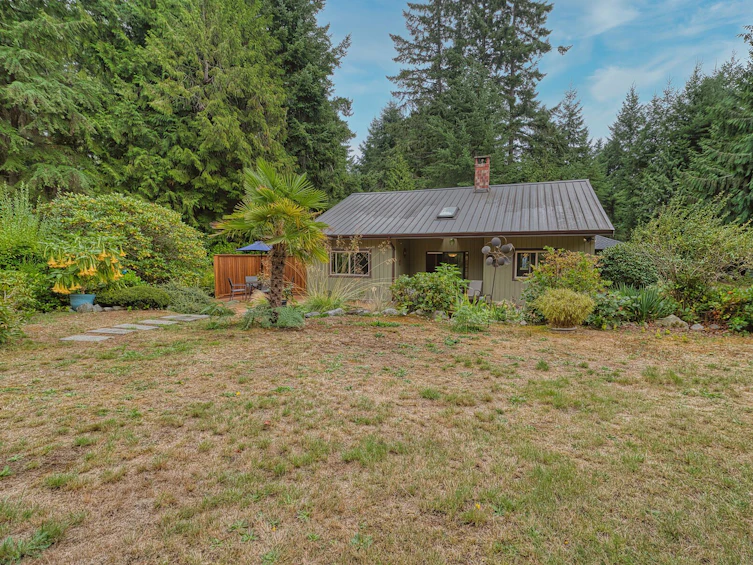 8096 Wildwood Road, Halfmoon Bay, BC, V7Z 1A8 - 38