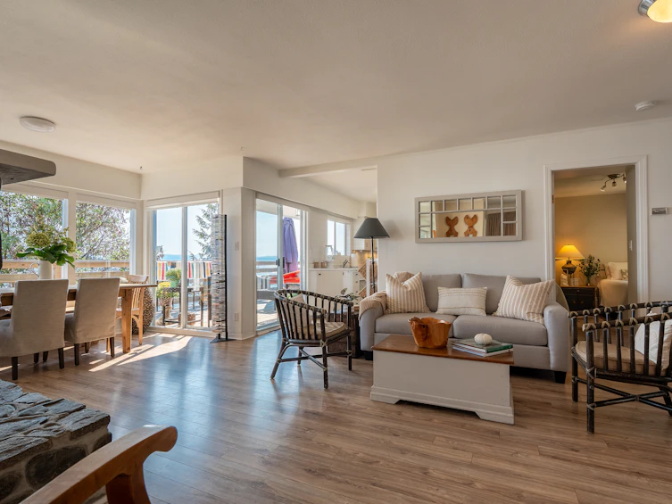 6669 Sunshine Coast Highway, Sechelt, BC, V7Z 0M9 - 16