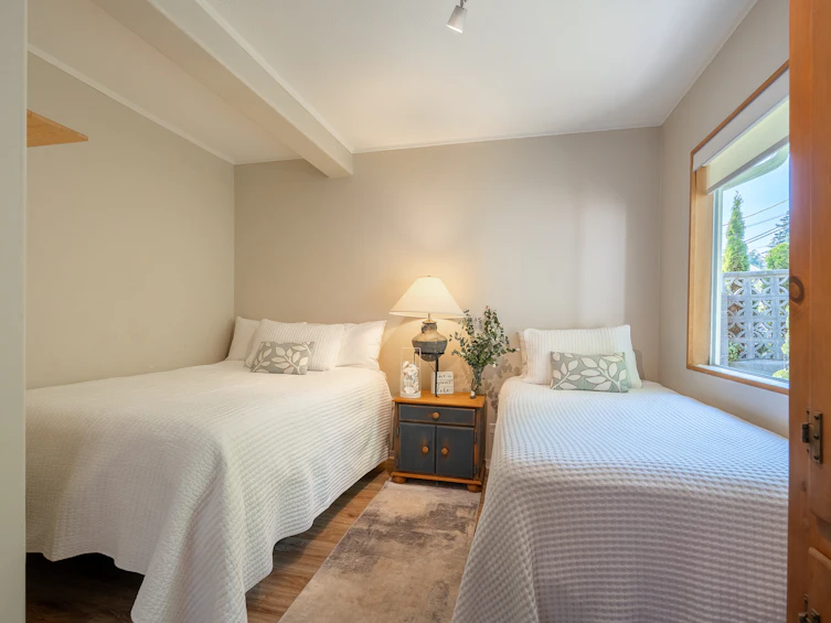 6669 Sunshine Coast Highway, Sechelt, BC, V7Z 0M9 - 23
